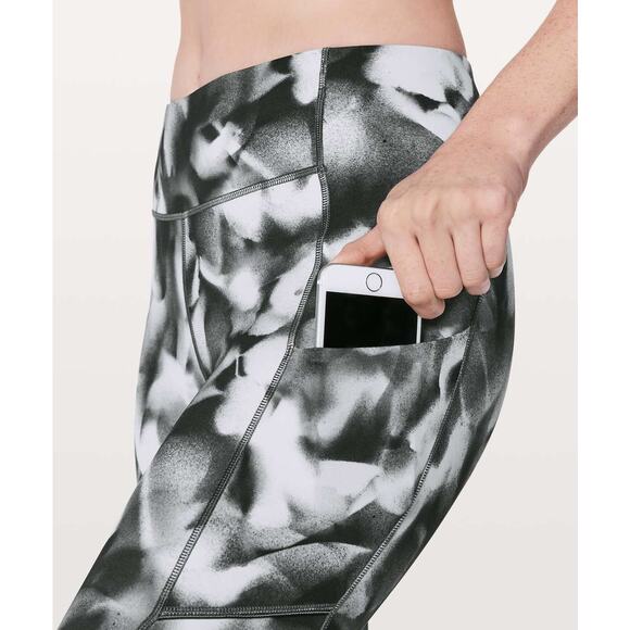 Lululemon Speed Up Alpine Blush Blossom 21" Cropped Leggings SZ 8 - Picture 3 of 13